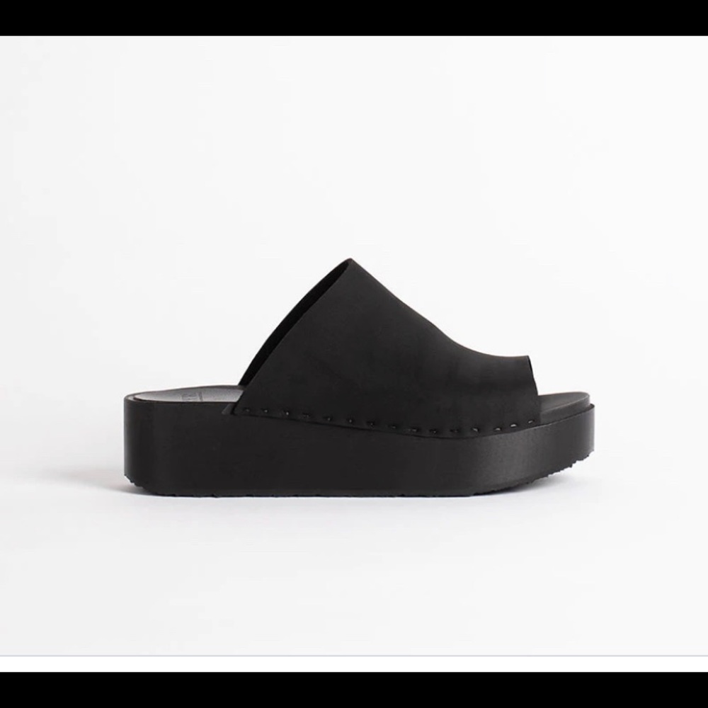 Bryr Studio Norma Monochrome Black Size 40 / 10